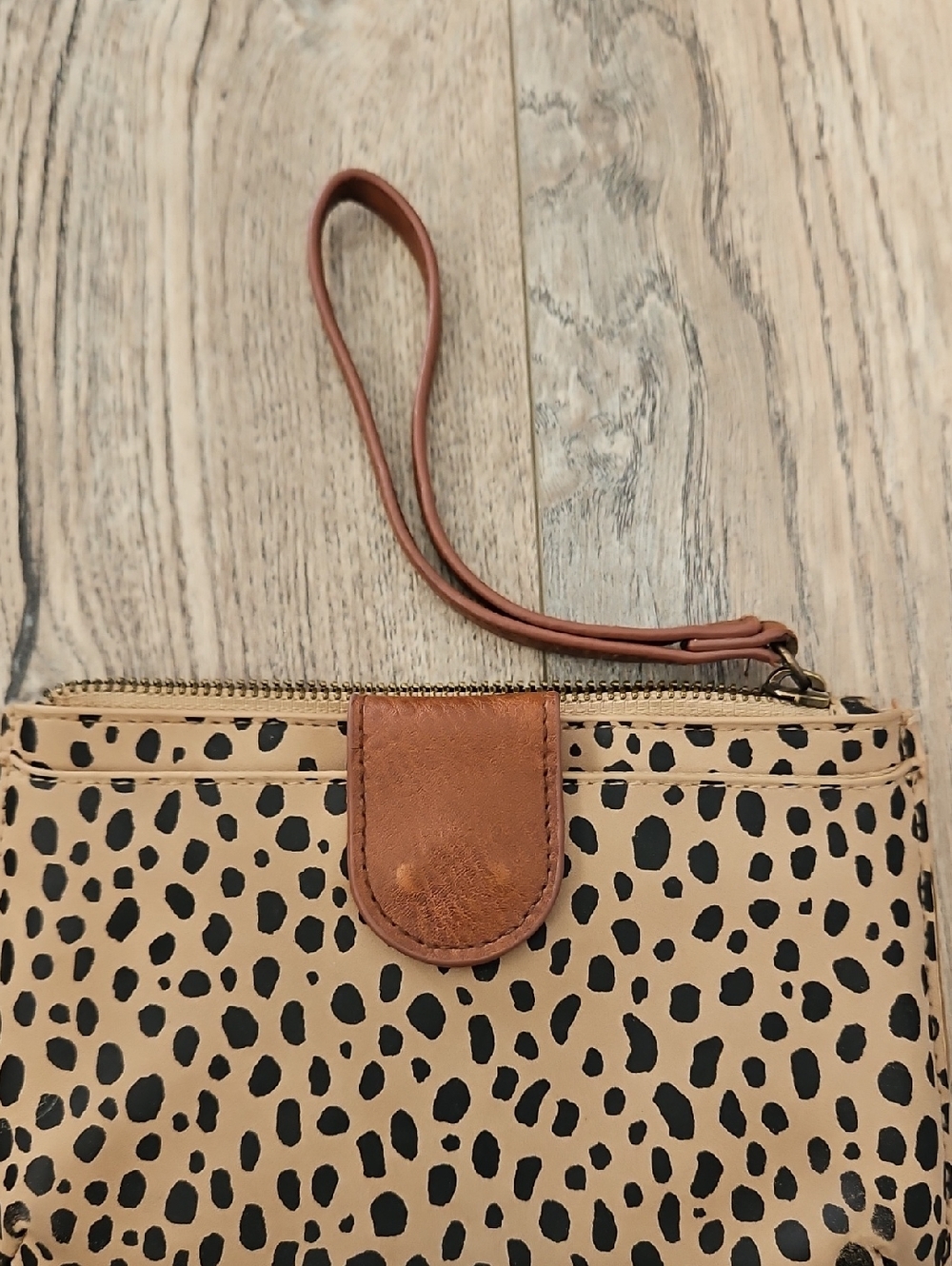 Universal Thread Leopard Print Wristlet Clutch - Tan and Black